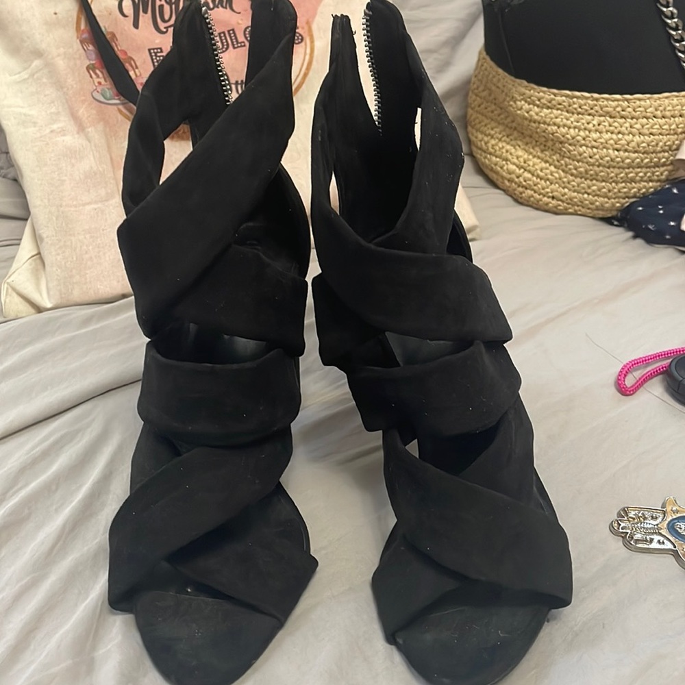 Brand new Zara basic heels 👠